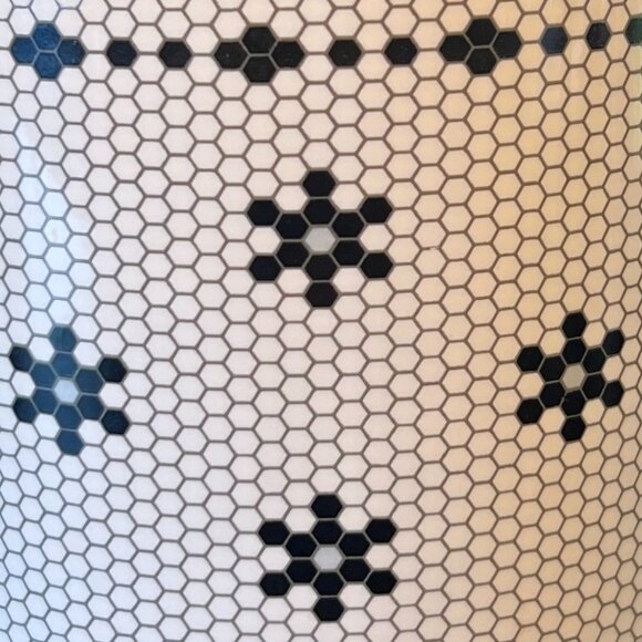 BEE & WILLOW Letter T Monogram Initial Wide-Mouth Honeycomb Mosaic Ceramic Mug - Picture 5 of 12